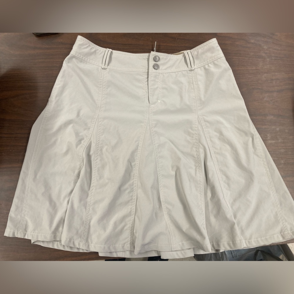 Athleta Whatever Skirt/Skort sand/beige/cream Sz 8